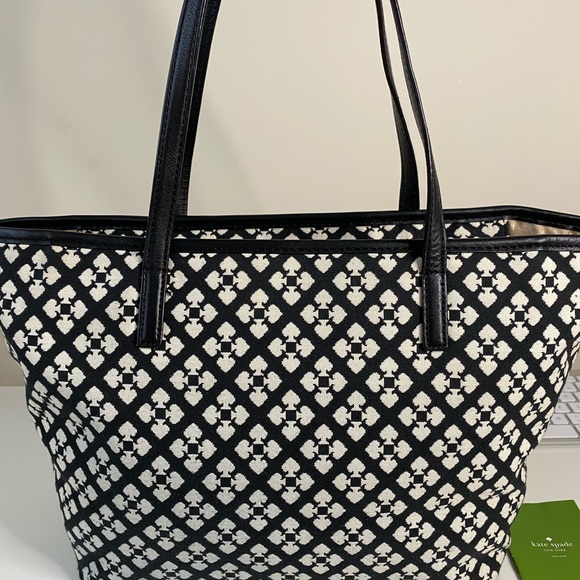 KATE SPADE ♠️ Classic Harmony Tote, Black Trim - Picture 4 of 8